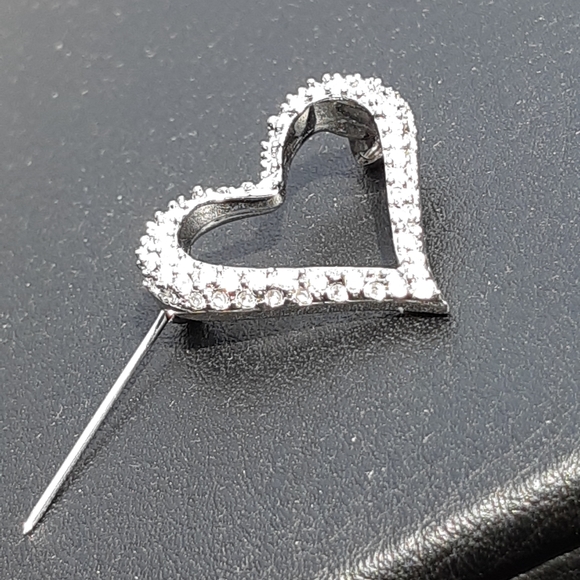 Swarovski Heart Brooch - Picture 4 of 5